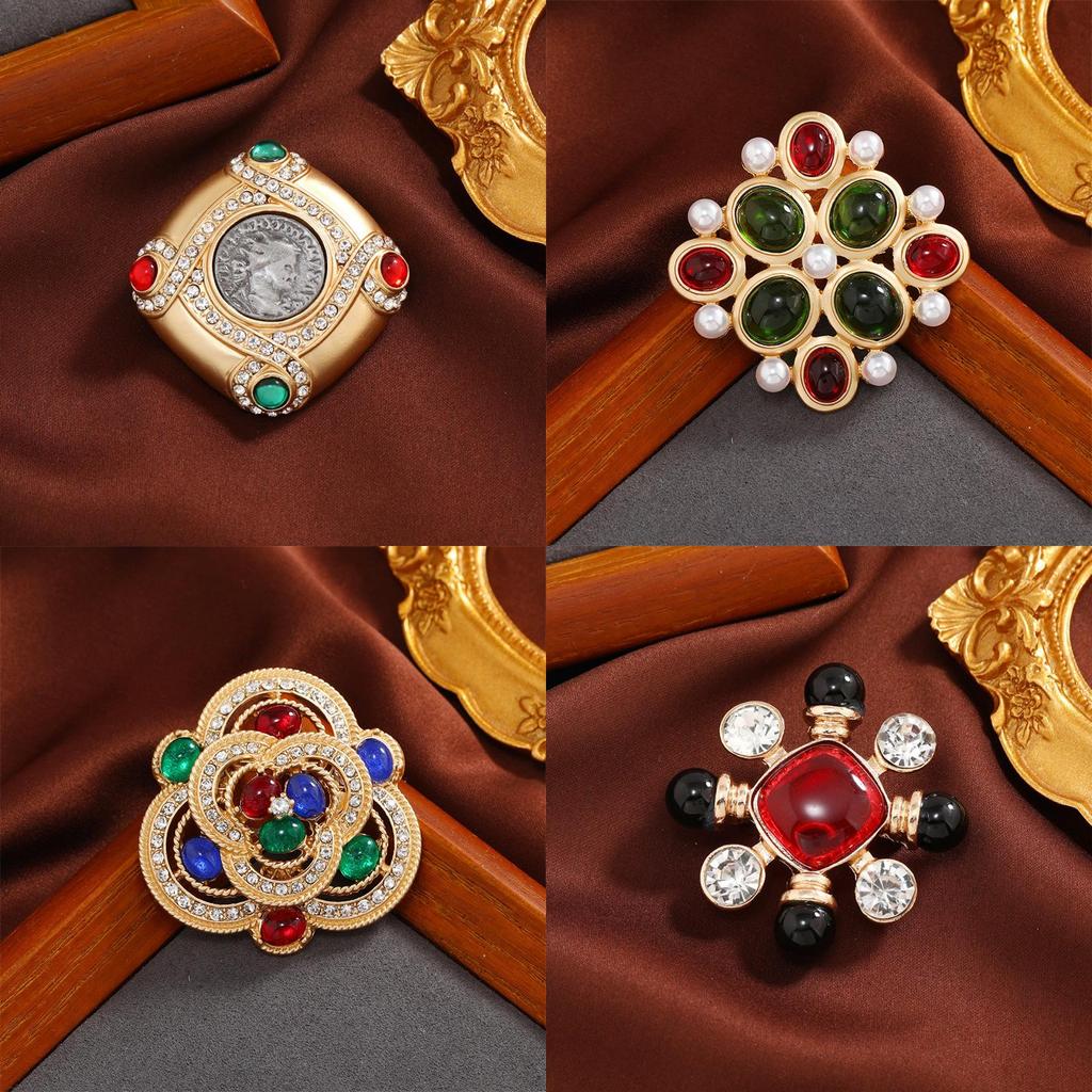 Vintage Baroque Crystal Cross Brooch With Retro Design For Gift And Decoration