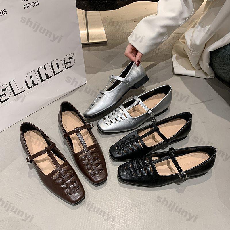 Women Shoes 2025 Summer New Fashion Hollow Weave Mary Jane Shoe Vintage Breathable Soft Sole Buckle Strap Women Square Toe Flats