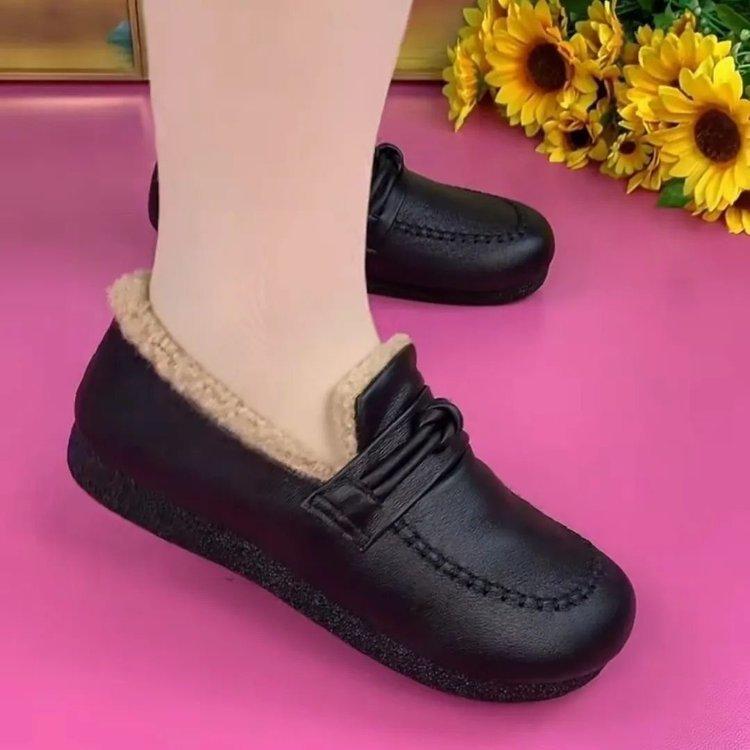 Popular Velvet Beanie Shoes Women's 2025 Winter New Soft-soled Soft-faced Mother Flat-soled Leather Shoes Warm Versatile Cotton Shoes