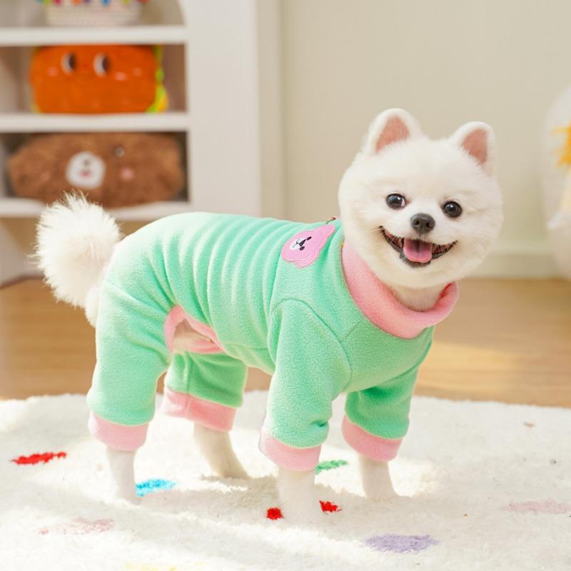 Four-legged Clothes for Pets and Cats, Autumn and Winter Outerwear for Dogs, and Can Be Used To Lead Cats