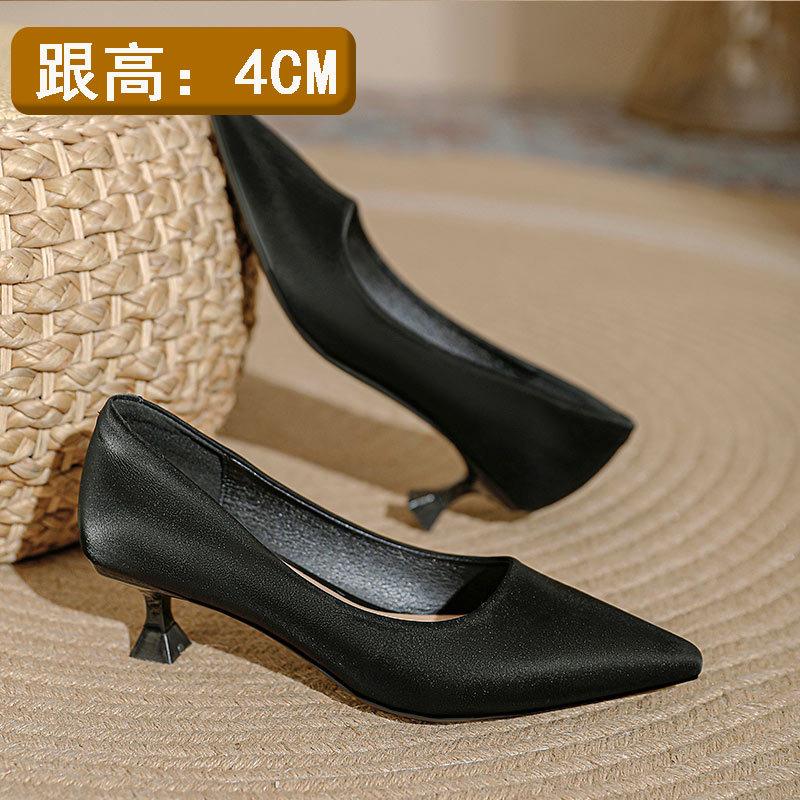 Temperament Professional Women's Shoes Black Work Shoes 2025 New Middle Heel Pointed Single Shoes Red High Heels Women's Stiletto