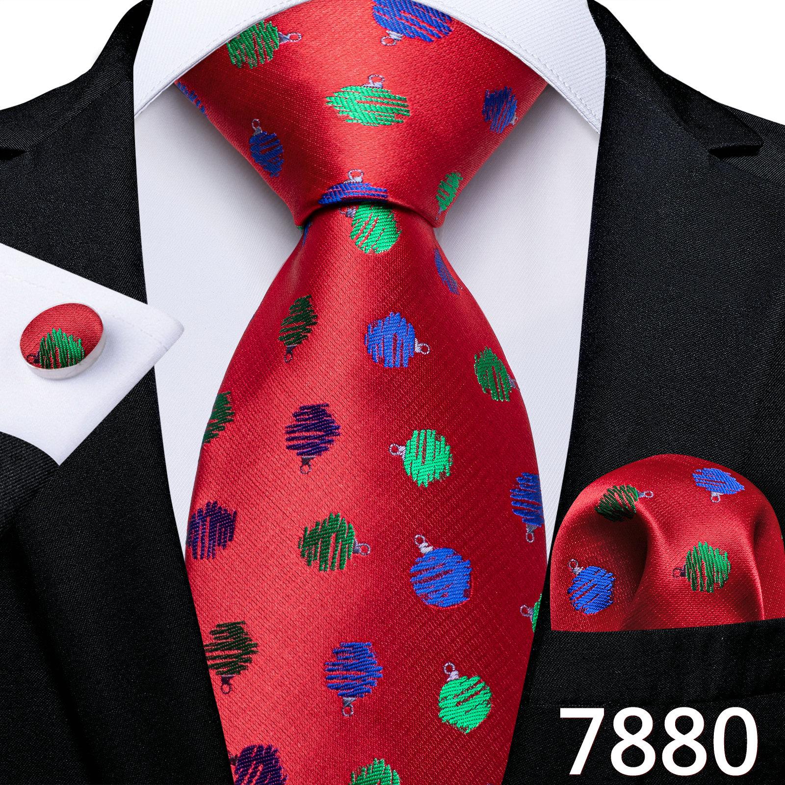 

Мужской деловой набор : шёлковый галстук в клетку и запонки N-7880