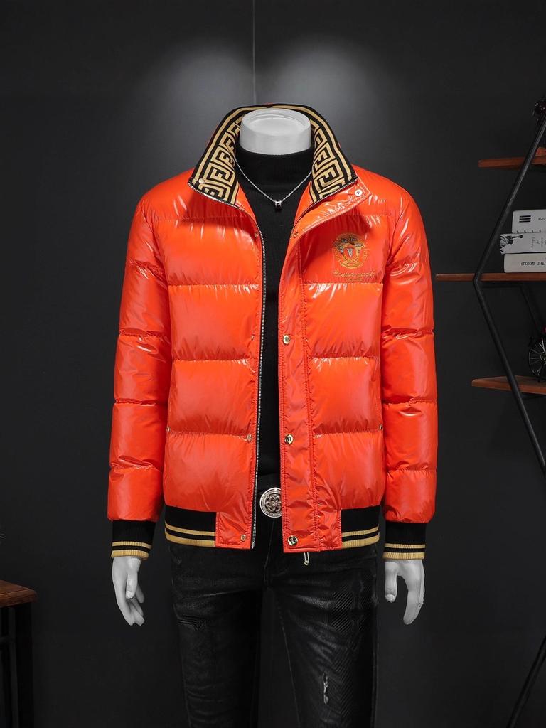 Trendige weiße Herren-Daunenjacke mit heller Oberfläche (Modell 2025) – Dick gefütterter und leichter Wintermantel