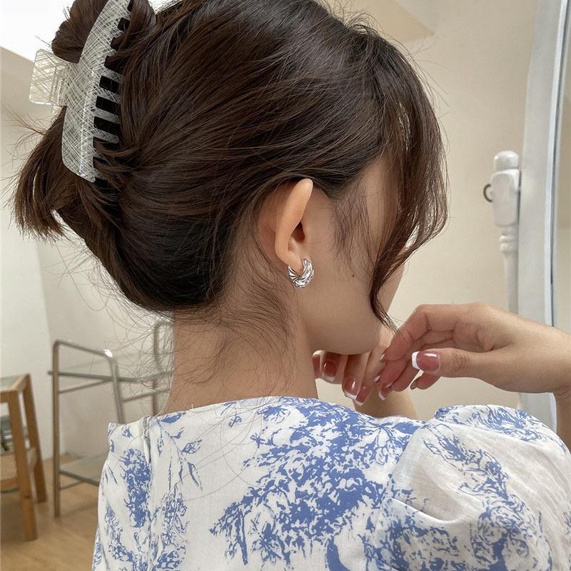 Stylish Silver And Gold Geometric Hoop Earrings Unique Design For Fashionable Women