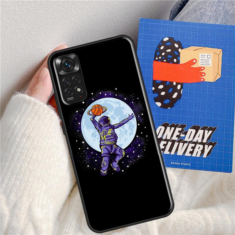 Astronaut Space Dunk Case For Xiaomi Redmi Note 8 9 10 11 Pro 8T 9S 10S 11S Redmi K50 K40 Gaming 9A 9C 9T 10C