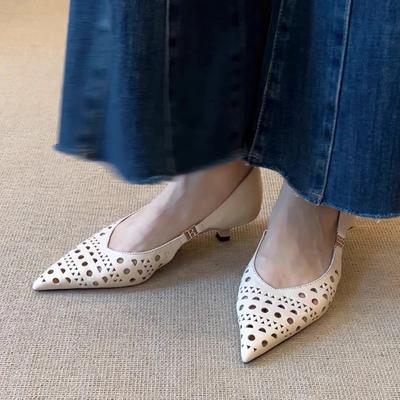 Modische atmungsaktive Hohlraum-Spitzzehen-Damensandalen Schuhe für Damen 2025 Neue Stiletto-Elegant-Baotou-Solide-Kleidssandalen Damen