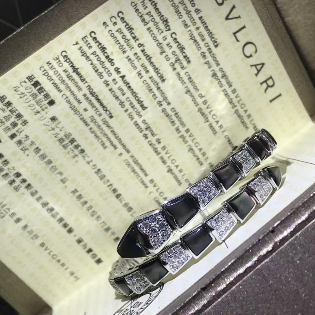 925 Silber CNC Voll Diamant Geister Schlange Armband Leichter Luxus Stil Chalcedon Fritillary Feder Lebender Mund Armband