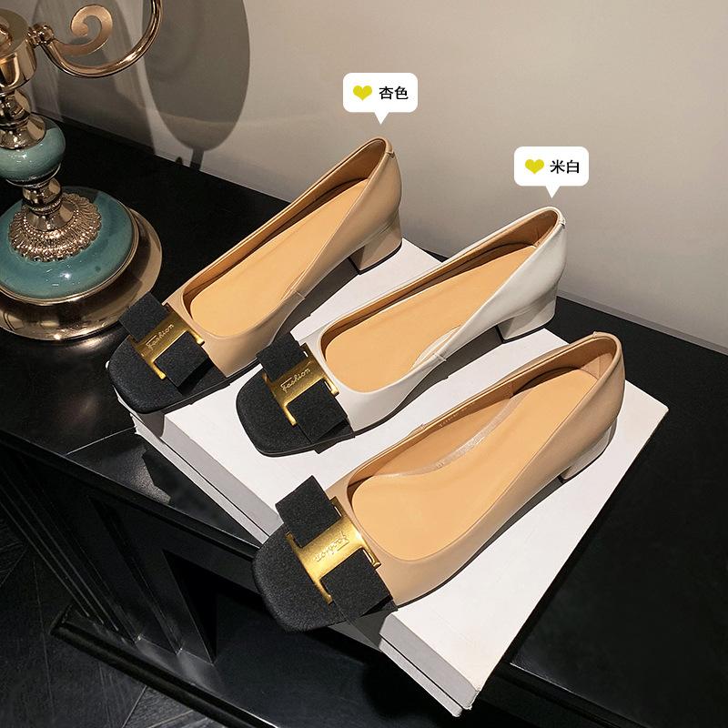 Gao Yan Xiaoxiangfeng~ French elegant leather color matching bow women's head mid-heel light mouth single shoes women