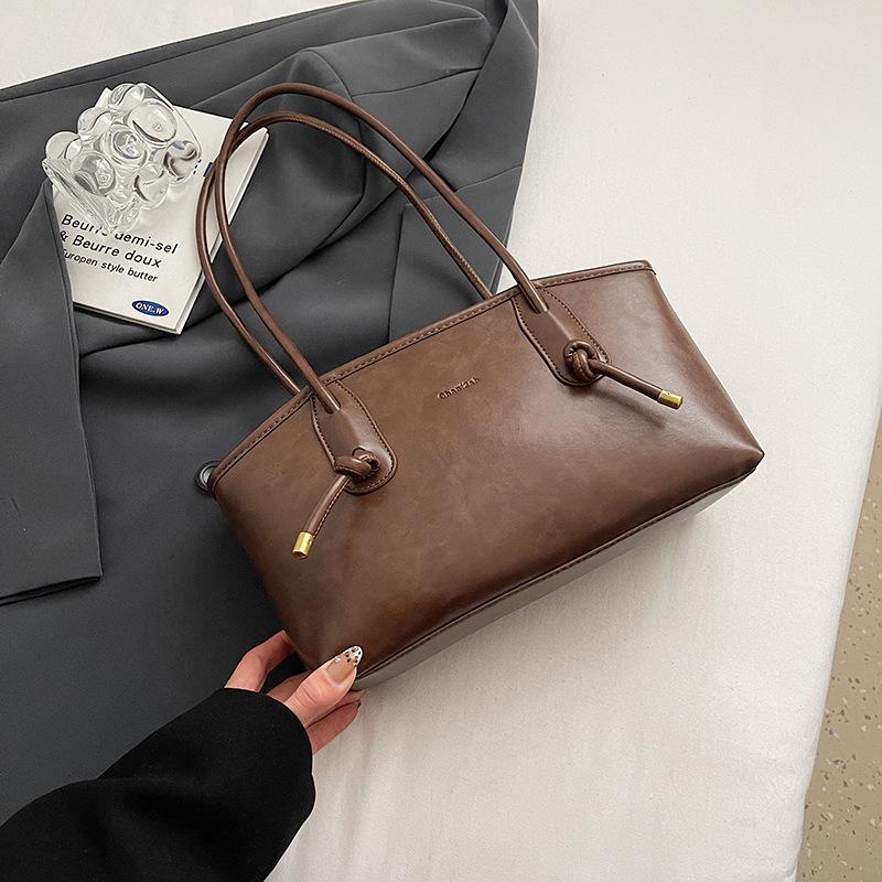 Premium texture large-capacity commuter bag women's 2025 new autumn and winter shoulder underarm bag niche light luxury tote bag