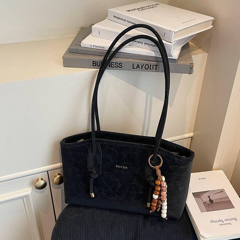 Retro Niche Texture Underarm Bag Women's 2025 New Simple Portable Commuter Tote Bag Large Capacity Shoulder Bag