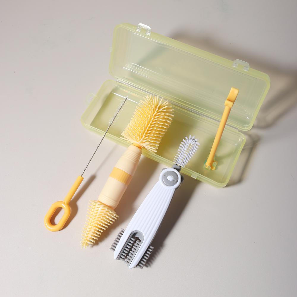 

4 in one baby bottle cleaning set portable Silicone Pacifier Brush, Straw Brush,360 Degree Rotating Cleaning Bottle Rinse жовтий