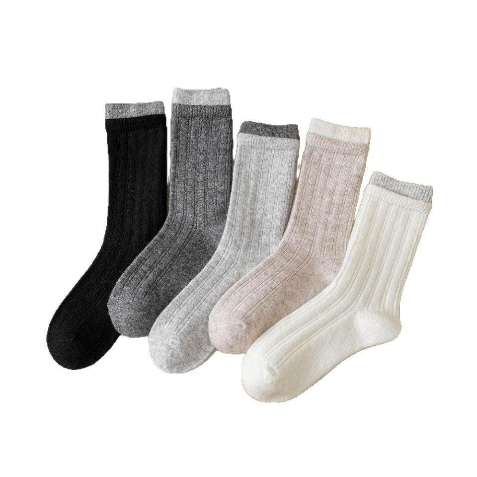 Chaussettes mi-mollet grises pour femmes en mélange de laine: Épais, Chaud, Plus Velours, Bloc de Couleurs, Double Couche pour Automne/Hiver.