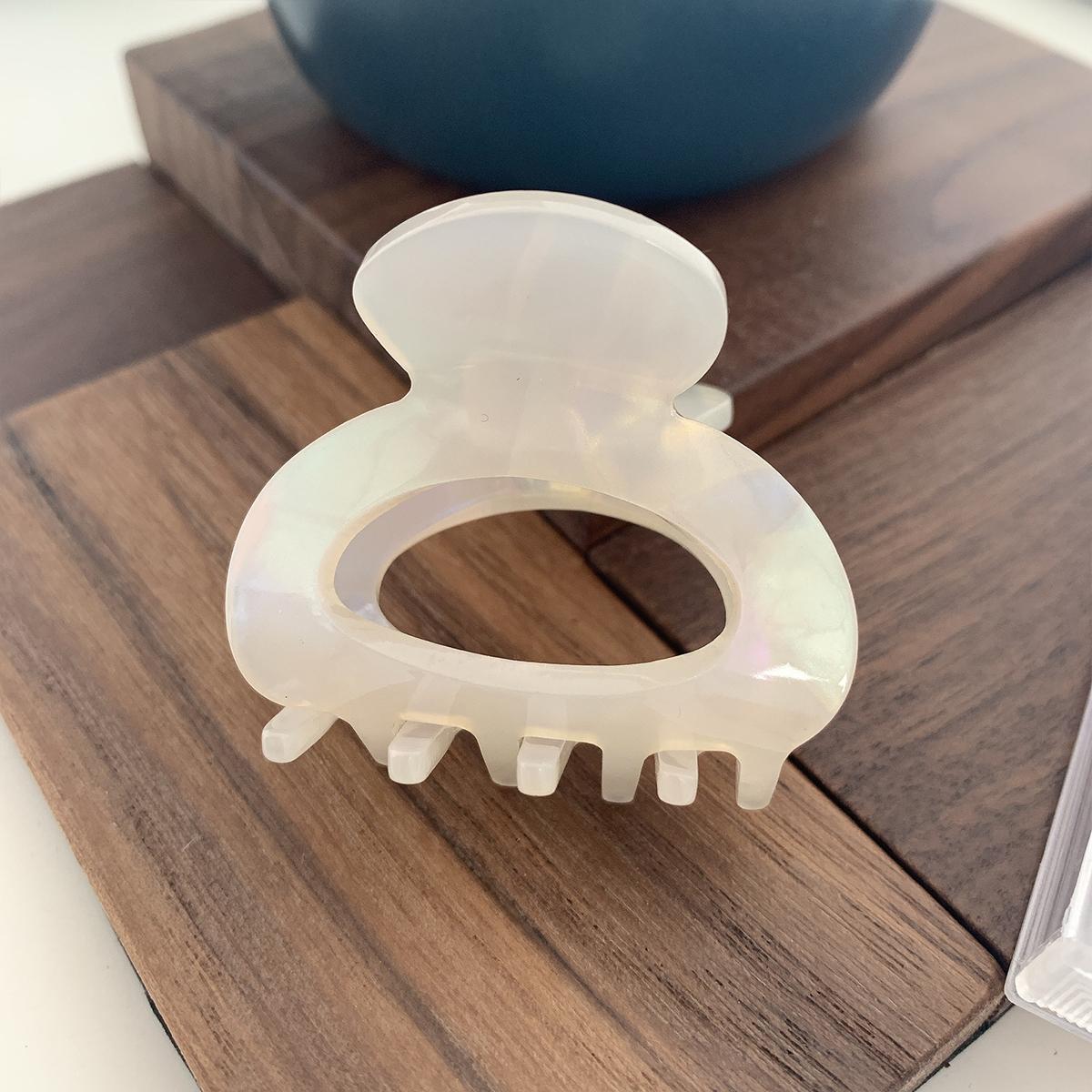 

French acetate hair clip vintage cut-out tortoiseshell half-tie at the back of the head, shark clip medium hair catch Size fits all