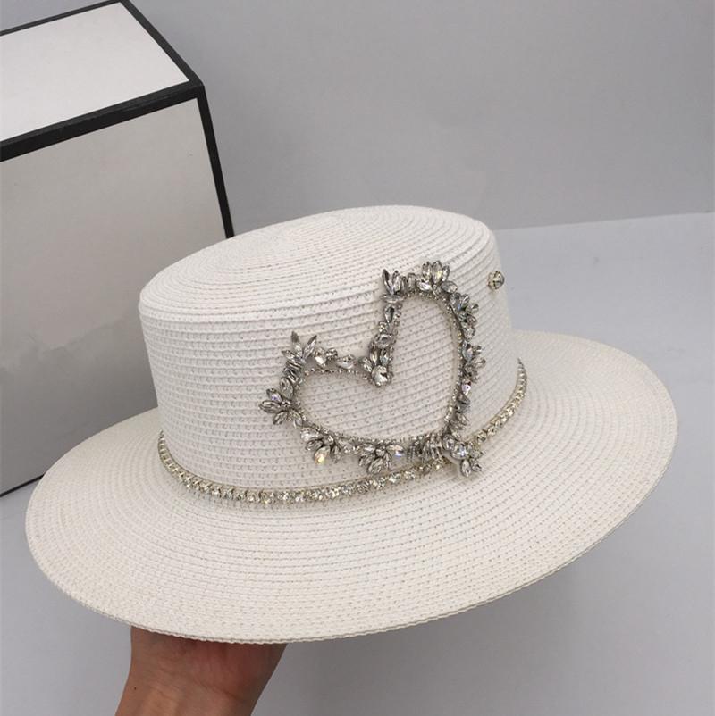 Summer Designer Heart Shape Rhinestones Chain Shiny Paper Grass Lady Fedoras Cap Women Panama Jazz Hat