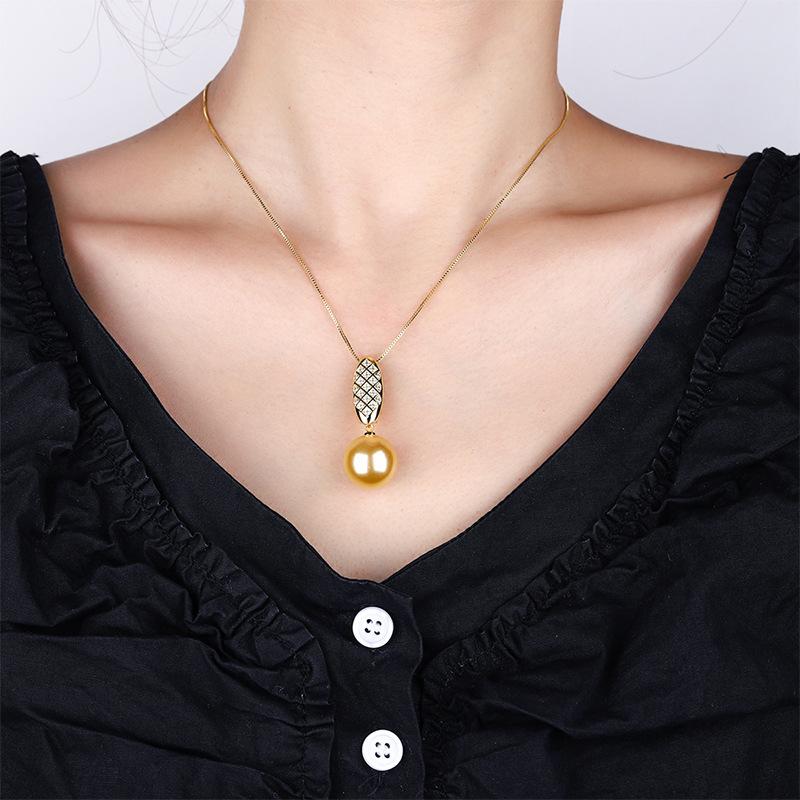 Jewelry Copper Bottom Gold Plated Premium Temperament Pendant Necklace 16Mm