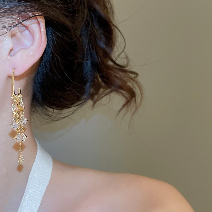 18K Gold-Plated Zircon Pearl Tassel Earrings for Women - Elegant High-End Fashion Jewelry