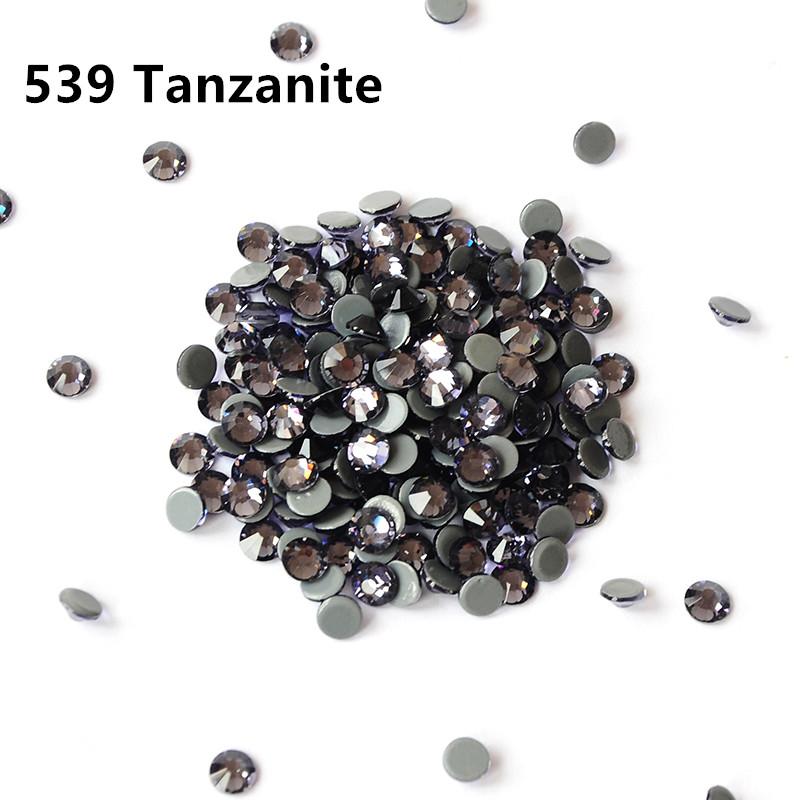 China Bulk Hot-fix Flat Back Rhinestones Bulk Crystal Glass Hotfix Rhinestones for Clothing Garment