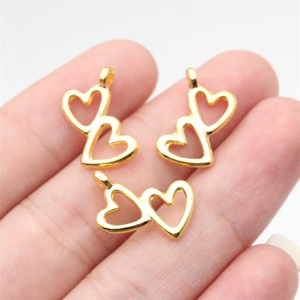 Charms Openwork Heart Pendants Vintage Jewelry Supplies QC068