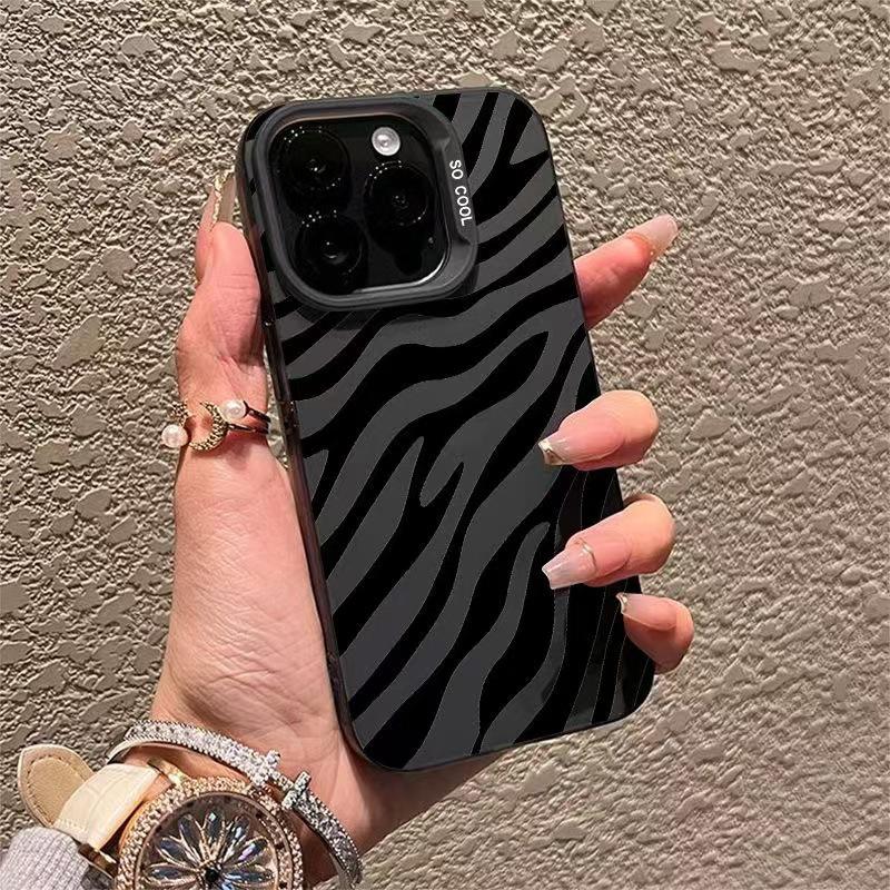 Stylish Zebra Pattern Phone Case for Apple iPhone 13-17 & 14-16 Pro Models 16Pro