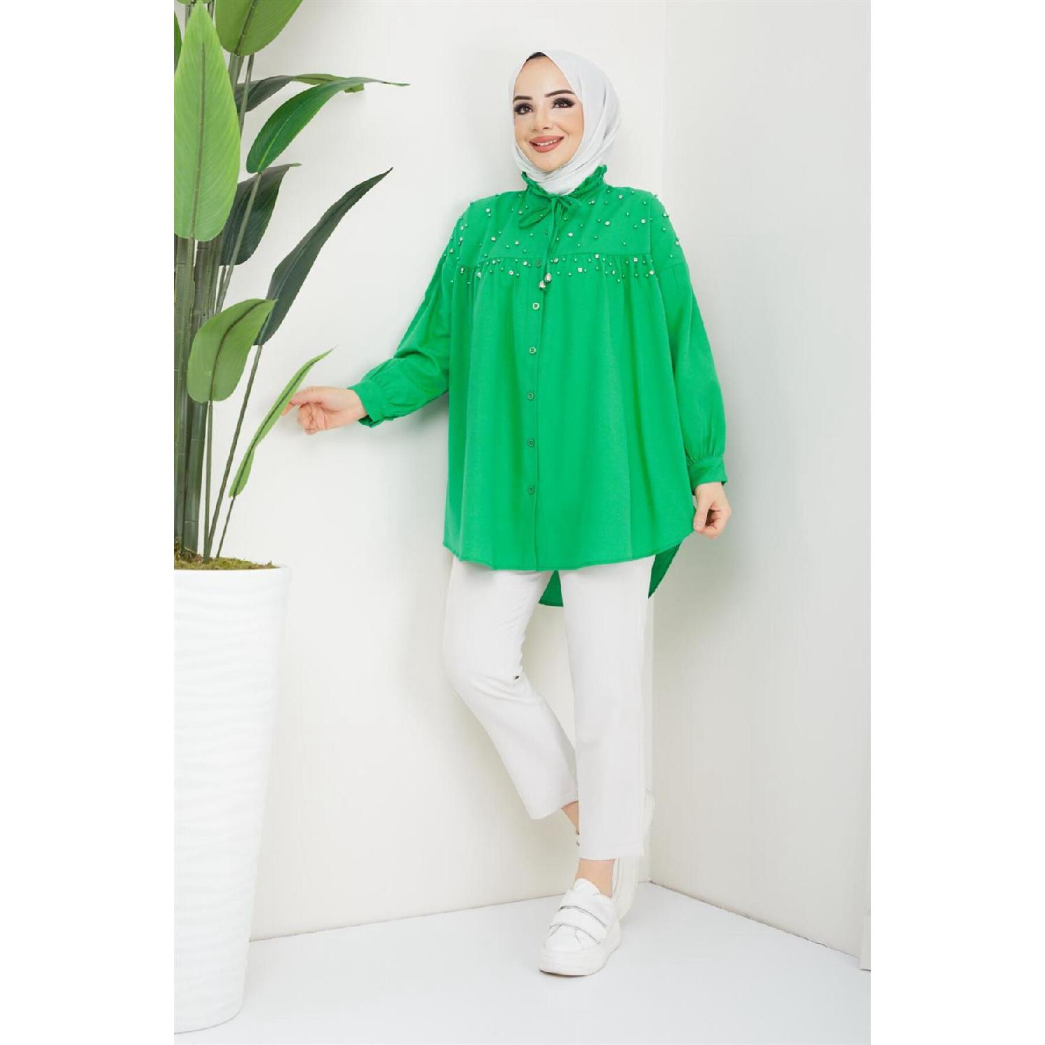 

Рубашка на пуговицах со шнуровочным воротником и жемчужной отделкой S