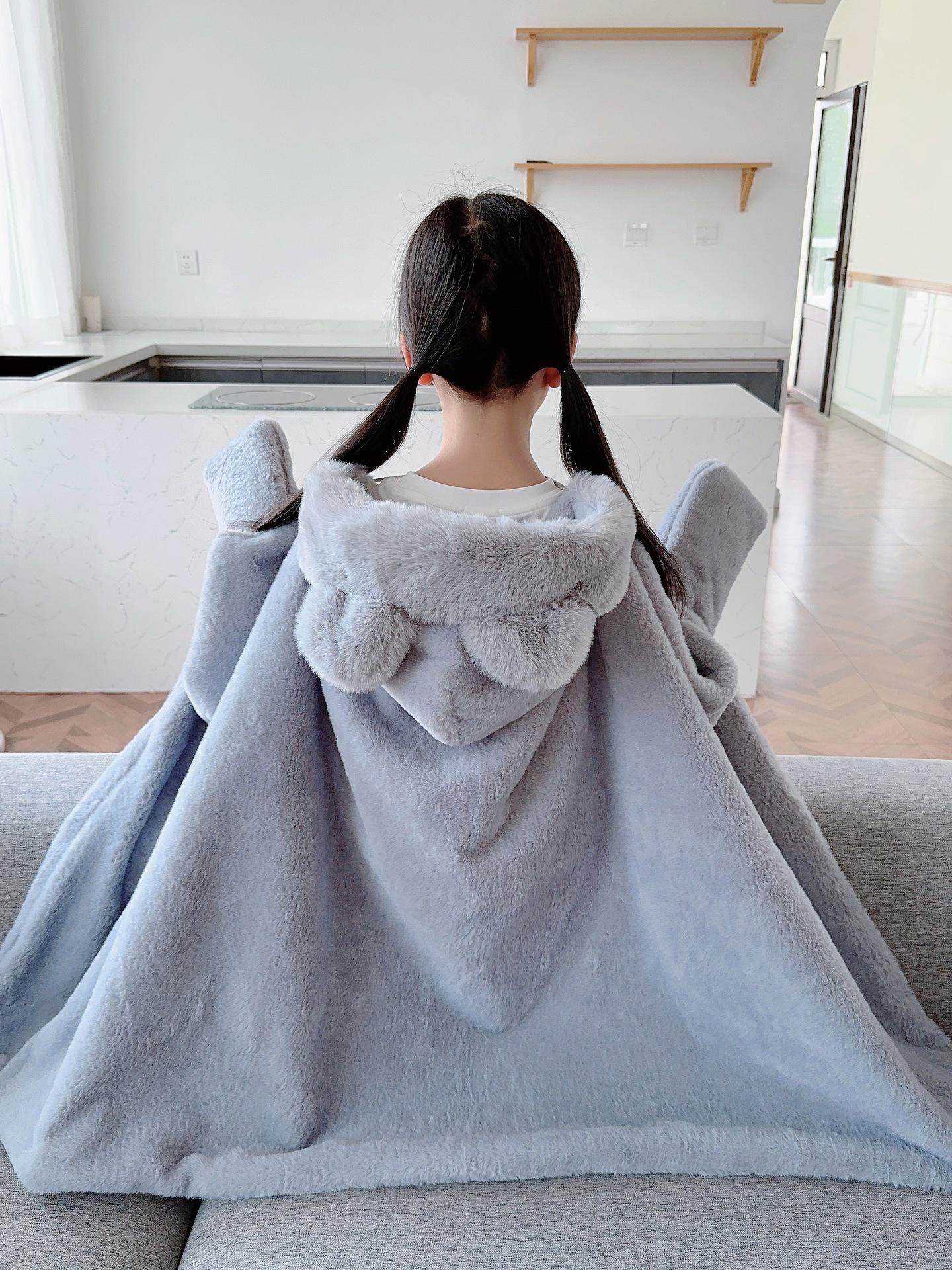 

Двухслойное толстое одеяло-шаль с медвежьим принтом 2024 года – симпатичное одеяло-плащ для дивана на осень и зиму