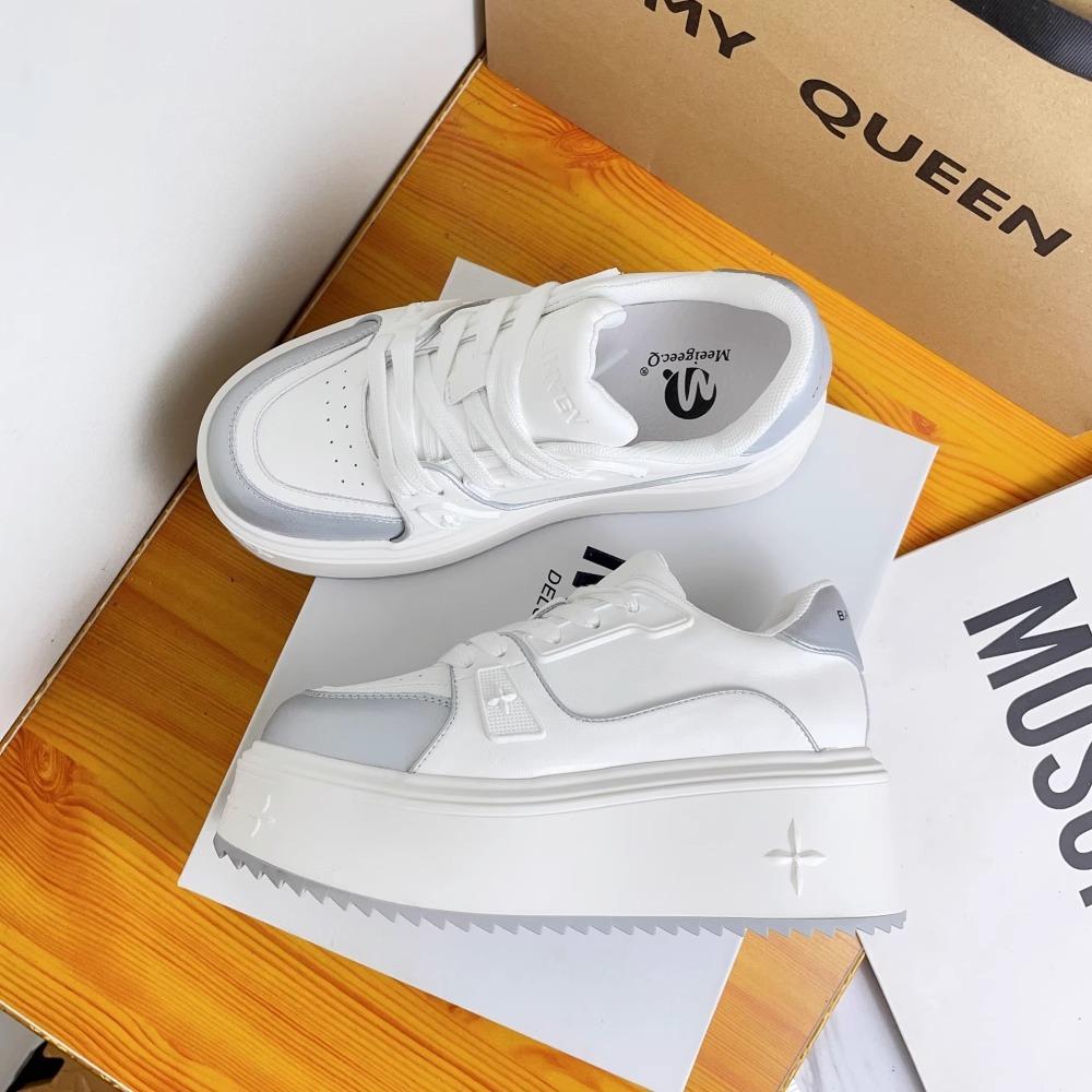 Platform White Shoes Women's Versatile Spring and Autumn Muffin 2025 Summer Breathable New Popular Orders Surge Casual Sports Shoes