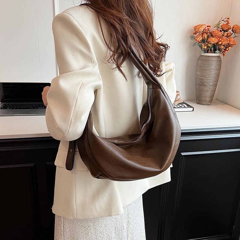 IELGY Korean Style Large-Capacity Retro Soft Leather Dumpling Bag Lazy Style Casual All-Match One-Shoulder Mess