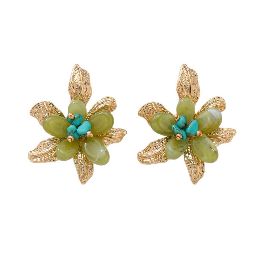 European and American Jewelry Personalized Flower Inlaid Turquoise Design Stud Earrings Versatile High-end Floral Earrings Earrings