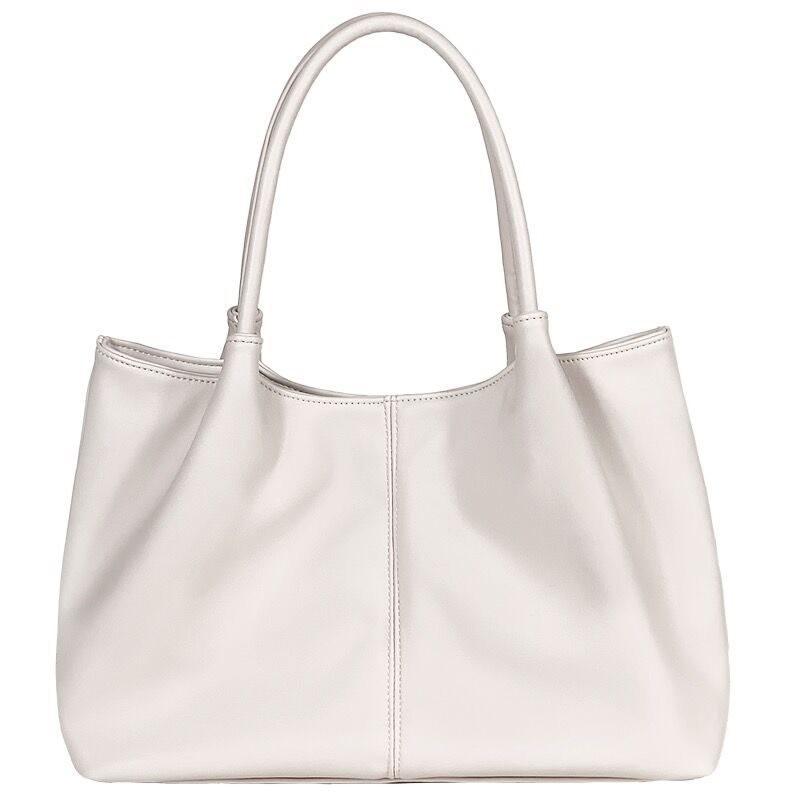 Trendy Large Capacity Tote Bag In Stylish Casual Design For Everyday Commuting Use