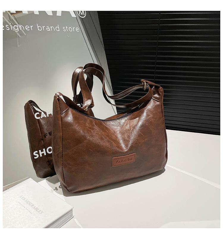 Premium retro bag women's 2025 new casual soft leather shoulder armpit bag niche crossbody pillow bag