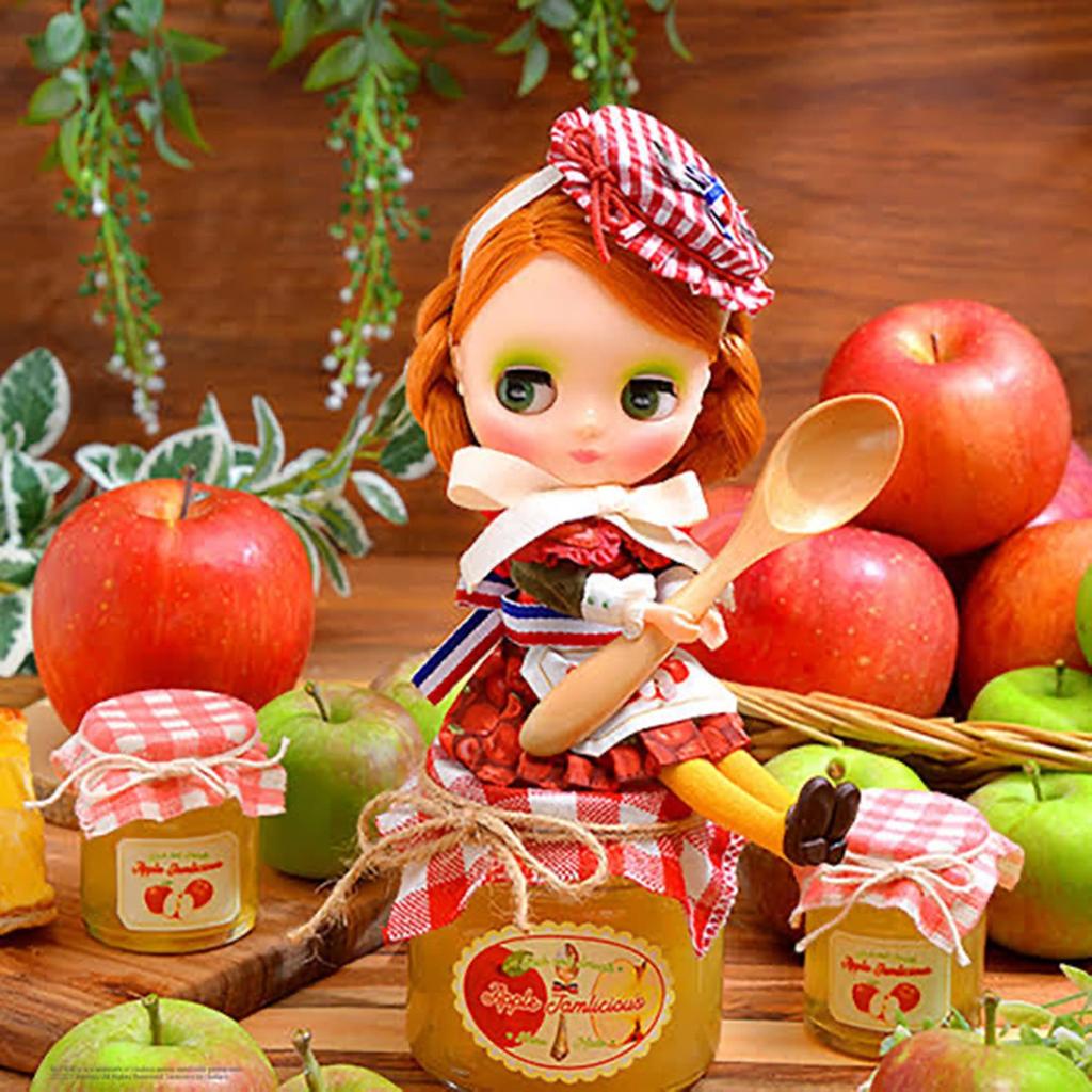 CWC Limited Edition Middie Blythe "Apple Jamlicious"