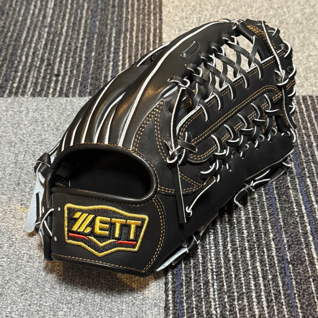 Used [New/Unused] ZETT Softball Glove for Outfielder Black List price: 33,000 yen