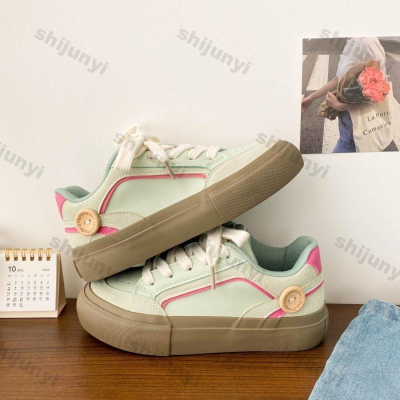 Fashion Women Sports Shoes Spring Fashion Vintage Platform Sneakers Breathable Comfortable Lace Up Non Slip Height Increase Casual Flats