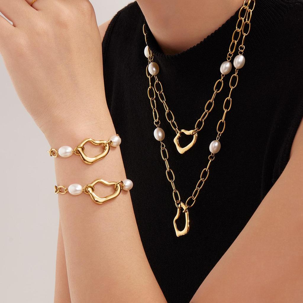 18K Gold Plated Irregular Heart Gel Bead Clavicle Bracelet & Niche Titanium Steel Jewelry Set by Qiong Yao Design