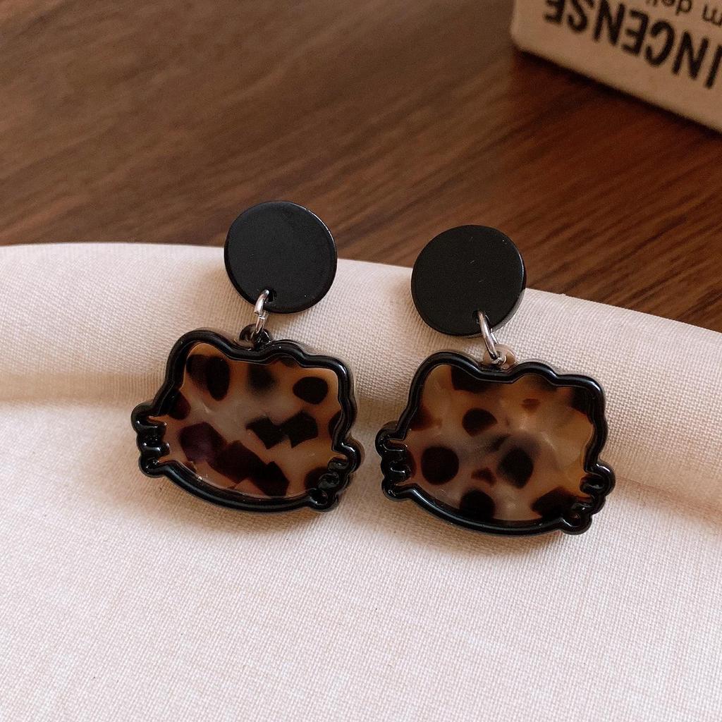 Geometric Leopard Print Heart Flower Stud Earrings - Retro & Versatile Luxury for Women