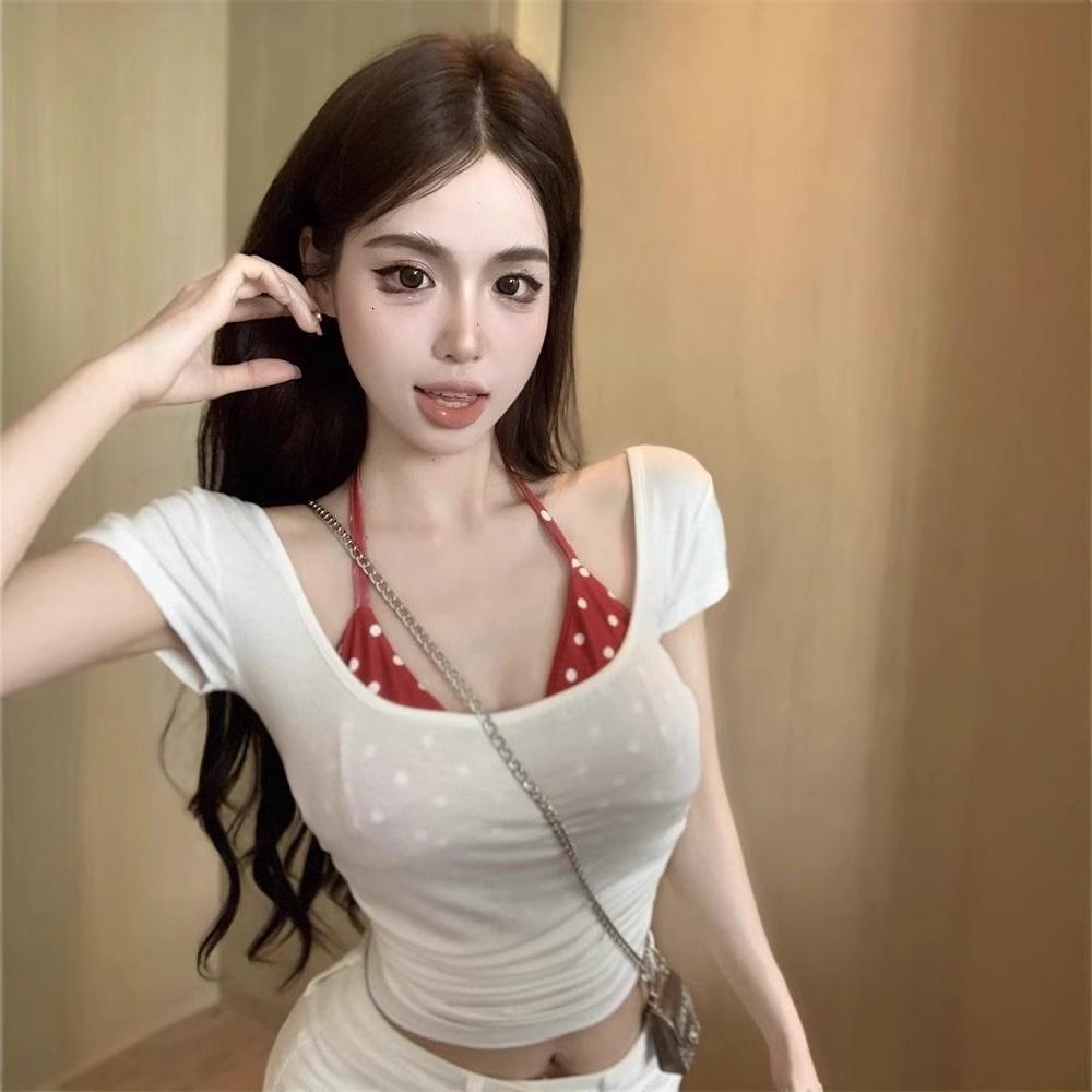 Women's Polka Dot Off-Shoulder Halterneck Short-Sleeve Top: Sweet and Spicy Summer Style