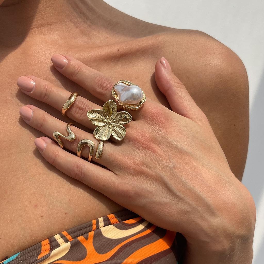 Baroque Imitation Pearl Retro Ring Design Sense Liquid Lava Flower Opening Ring