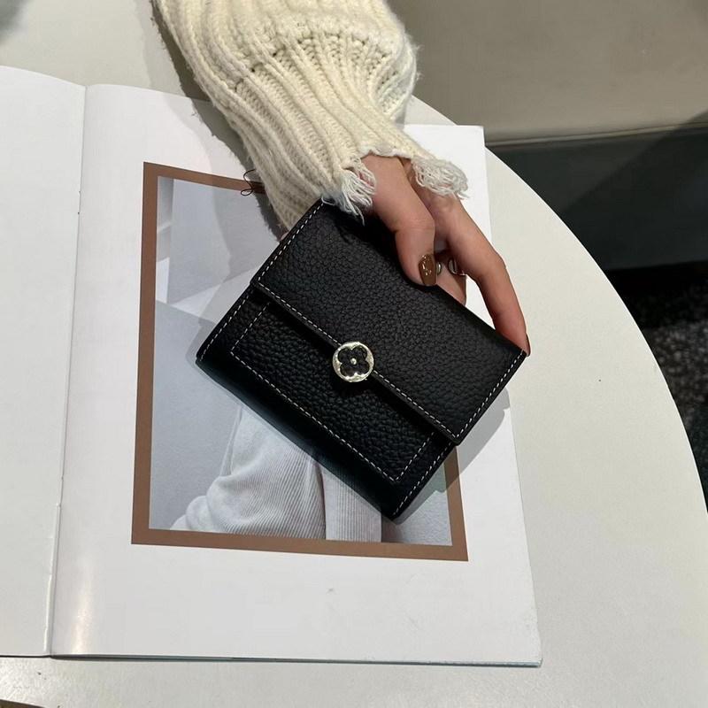 Fashion First-layer Cowhide Women's Wallet 2026 New Large-capacity Leather Multi-card Wallet Solid Color Change Bag