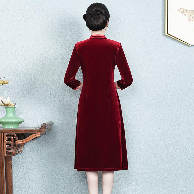 Elegantní Xi Noble Style Cheongsam se 7/8 rukávy pro střední věk: Svatební banketové šaty pro matku ve větších velikostech na jaro/podzim