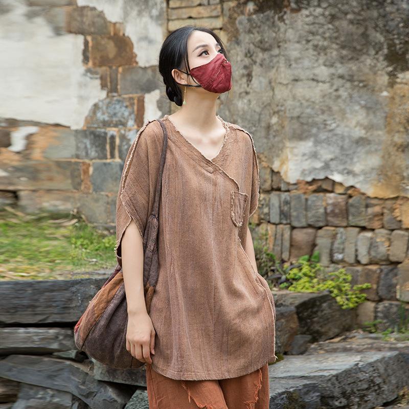 

Johnature Women Vintage Bat Sleeve T-Shirts Solid Color V-Neck Irregular Summer Loose Patchwork T-Shirts One Size кофейный