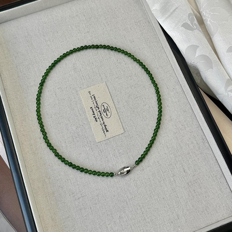 Elegantní náhrdelník z korálků ze zeleného achátu pro ženy - Svěží, jednoduchý a všestranný choker