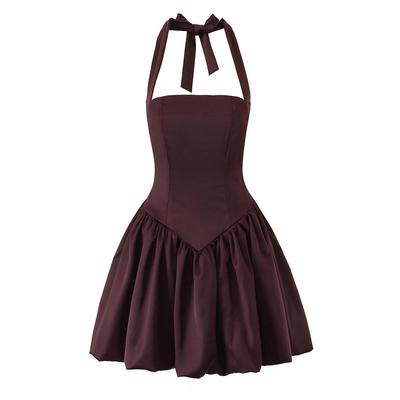 Europäischer Stil 2025 Damen Schlankmachendes Neckholder-Kleid mit voluminösem Rock