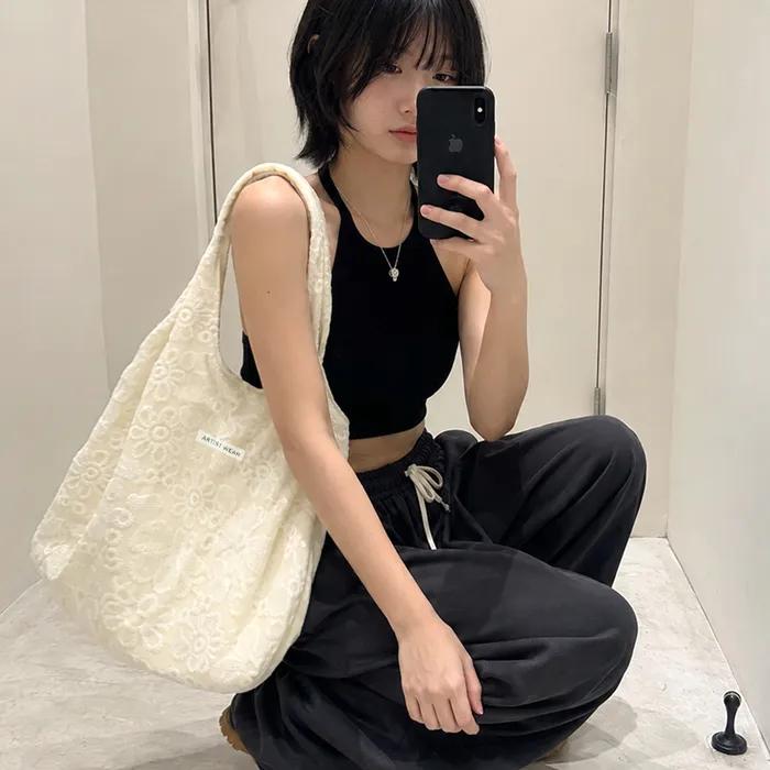 [ATW] Bloom Embroidered Single Bag