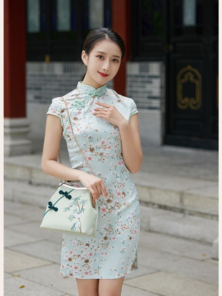 Johnature Čínský styl nádherně vyšívaná taška Cheongsam s třásněmi Starožitná dámská kabelka Retro kabelky přes rameno
