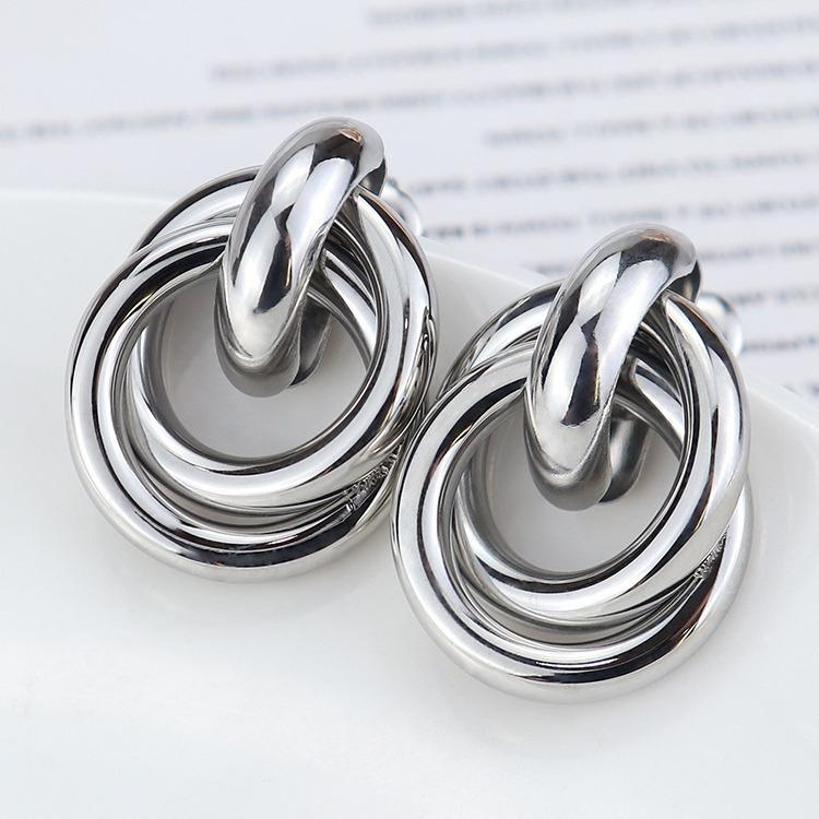 

Gold Plated Tear Drop Earrings One Size