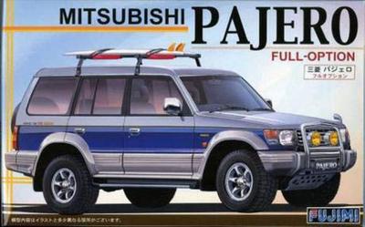 Mitsubishi Pajero pełna opcja plastikowy model 1/24