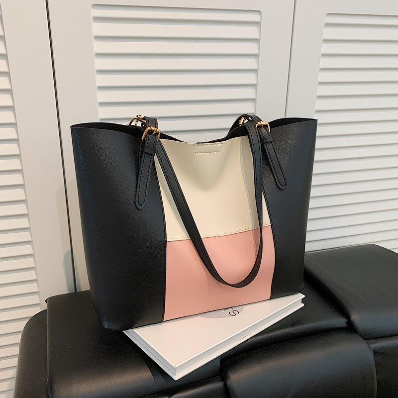 Retro simple atmosphere commuting leisure summer new contrasting color large capacity shoulder portable tote bag розовый
