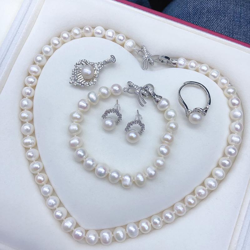 Elegant Freshwater Pearl Necklace & Bracelet Set with Butterfly Clasp for Women