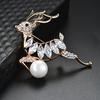 Women Girls Fashion Jewellery Refined Brooches Elk Modelling Rhinestone Trim Dress Hat Breastpin for Xmas Gift