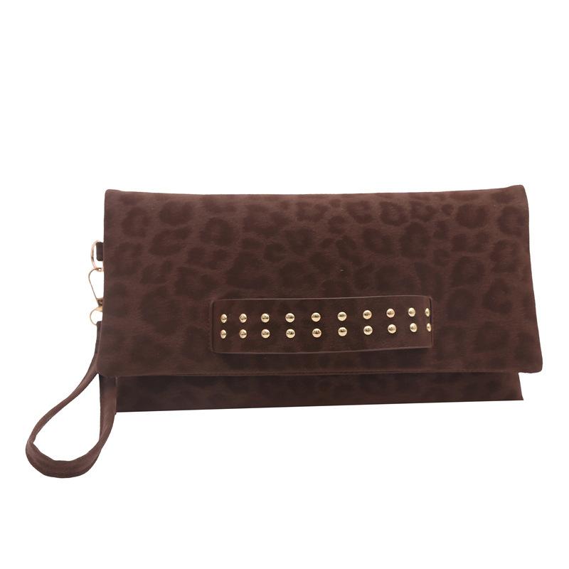 

Winter new leopard print fashion large capacity leisure personality trend personality chain shoulder messenger bag